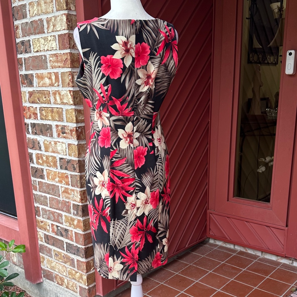 EUC Tropical Floral Midi Dress - Picture 4 of 13